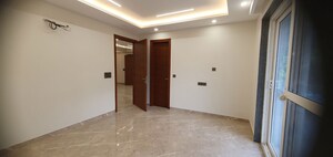 Room in 2 BHK Builder Floor at Sector 23 – for Rent