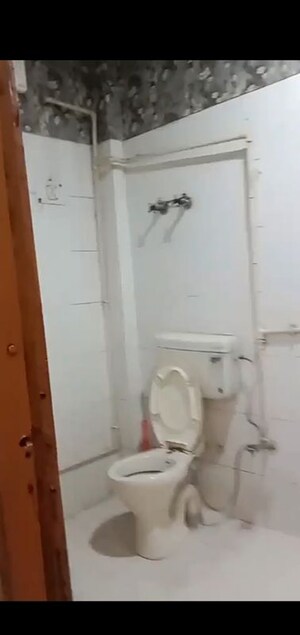 Bathroom in 1 BHK Builder Floor at Mahavir Enclave – for Sale