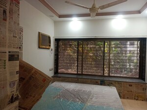 Bedroom in 2 BHK Apartment at Suchidham Complex, Goregaon East – for Rent