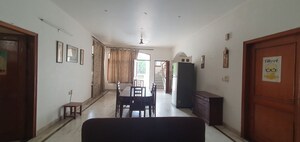 Living Room in 2 BHK Builder Floor at Sector 23 – for Rent