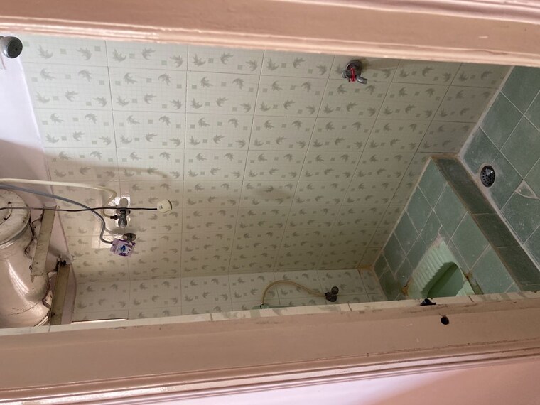 Bathroom, sampangiram nagar 3 Bedroom 900 Sq.Ft. Builder Floor In Sampangiram Nagar Bangalore 10515183