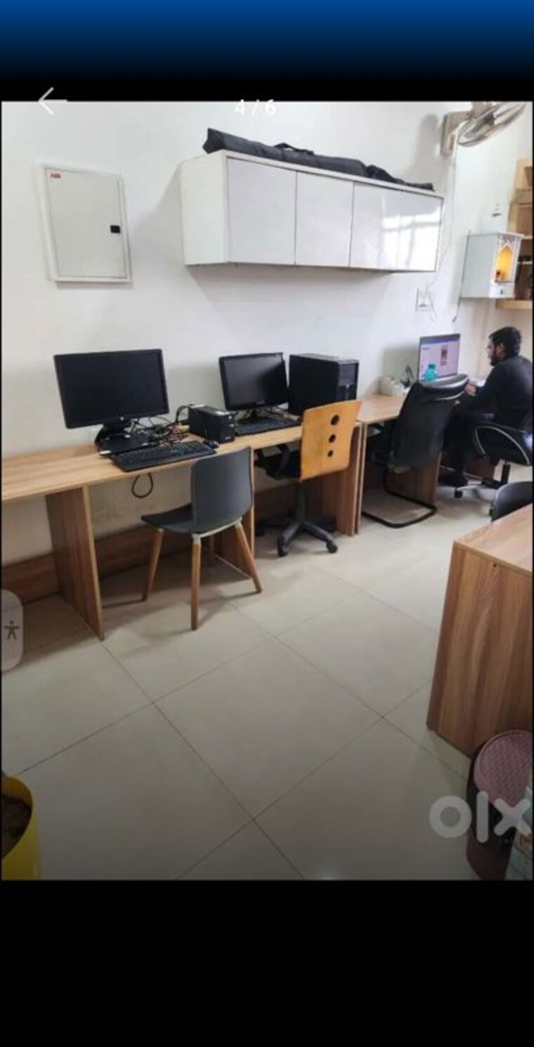 Team Area, omaxe-world-street Commercial Office Space 500 Sq.Ft. In Sector 79 Faridabad 10515073