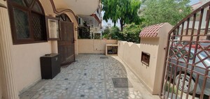 2 BHK Builder Floor For Rent in Sector 22