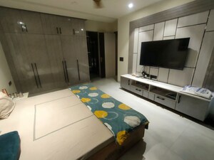 Team Area in 3.5 BHK Builder Floor at Sector 57 – for Rent