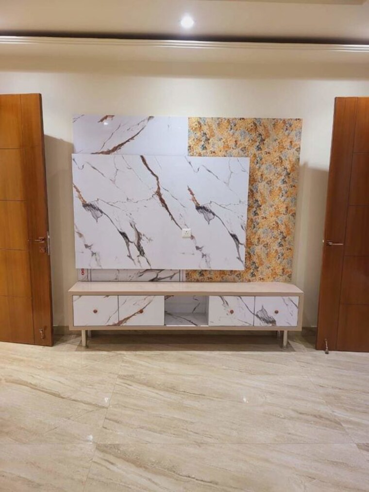 Room, puri-aman-vilas 4 Bedroom 267 Sq.Yd. Builder Floor In Sector 89 Faridabad 10515244