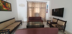 Living Room in 2 BHK Builder Floor at Sector 22 – for Rent