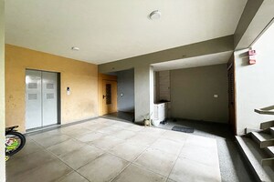 Room in 3 BHK Apartment at Bopal – for Sale