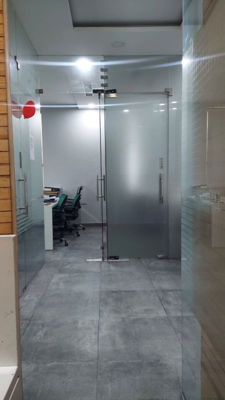 Floor Plan, mgf-metropolis-mall Commercial Office Space 1006 Sq.Ft. In Mg Road Gurgaon 10515258