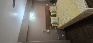 Furnished Amenities in 4 BHK Builder Floor at BPTP Parkland Pride, Sector 77 – for Rent