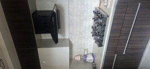 Furnished Amenities in 4 BHK Builder Floor at BPTP Parkland Pride, Sector 77 – for Rent