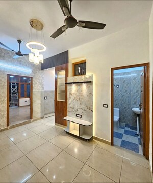 2 BHK Builder Floor For Rent in Divya Angels, Indrapuram