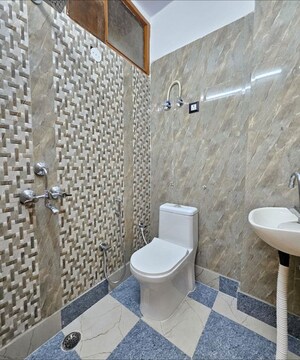 Bathroom in 2 BHK Builder Floor at Divya Angels, Indrapuram – for Rent