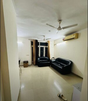 2 BHK Apartment For Rent in Hasanganj