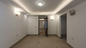 Room in 2 BHK Builder Floor at Sector 21 – for Rent