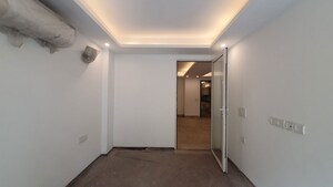 Room in 2 BHK Builder Floor at Sector 21 – for Rent