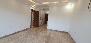 Room in 2 BHK Builder Floor at Sector 21 – for Rent