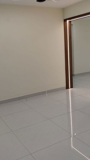 Room in 3 BHK Apartment at Sumadhura The Olympus, Nanakramguda – for Rent