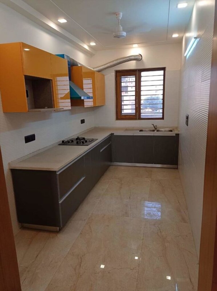 Kitchen, bptp-district-3 3 Bedroom 1260 Sq.Ft. Builder Floor In Sector 85 Faridabad 10515438