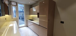 Room in 2 BHK Builder Floor at Sector 21 – for Rent