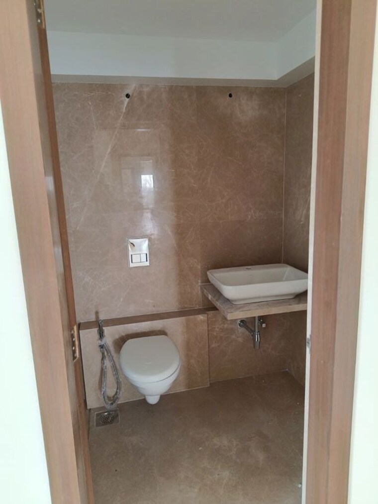Bathroom, garodia-girivan-la-quinta 3 Bedroom 1325 Sq.Ft. Apartment In Chembur Mumbai 10515466