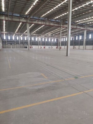  Warehouse For Rent in Daulatabad