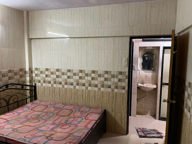 Bedroom, shri-vijay-vihar-chs 1 Bedroom 550 Sq.Ft. Apartment In Powai Mumbai 10515510