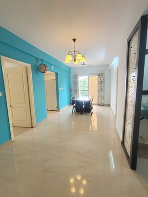 Room in 3 BHK Apartment at SRS Sunrise, Parappana Agrahara – for Rent