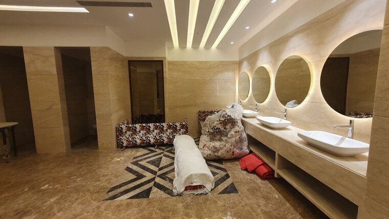 Parking, sector 21 3 Bedroom 1300 Sq.Ft. Builder Floor In Sector 21 Gurgaon 10515540