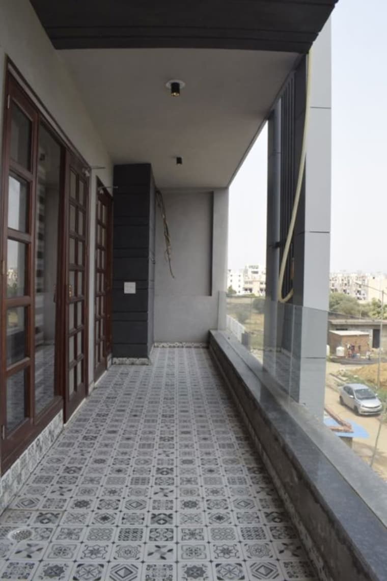 undefined, parklands 4 Bedroom 2403 Sq.Ft. Builder Floor In Sector 85 Faridabad 10515546