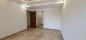 Room in 3 BHK Builder Floor at Sector 22 – for Rent