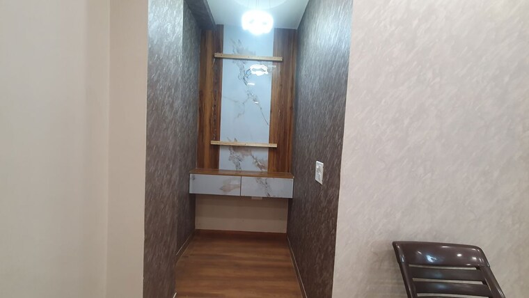 Bathroom, sector 22 3 Bedroom 1600 Sq.Ft. Builder Floor In Sector 22 Gurgaon 10515558