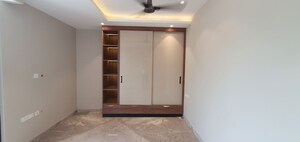 Room in 3 BHK Builder Floor at Sector 22 – for Rent