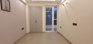 Building Lobby in 3 BHK Builder Floor at Sector 22 – for Rent