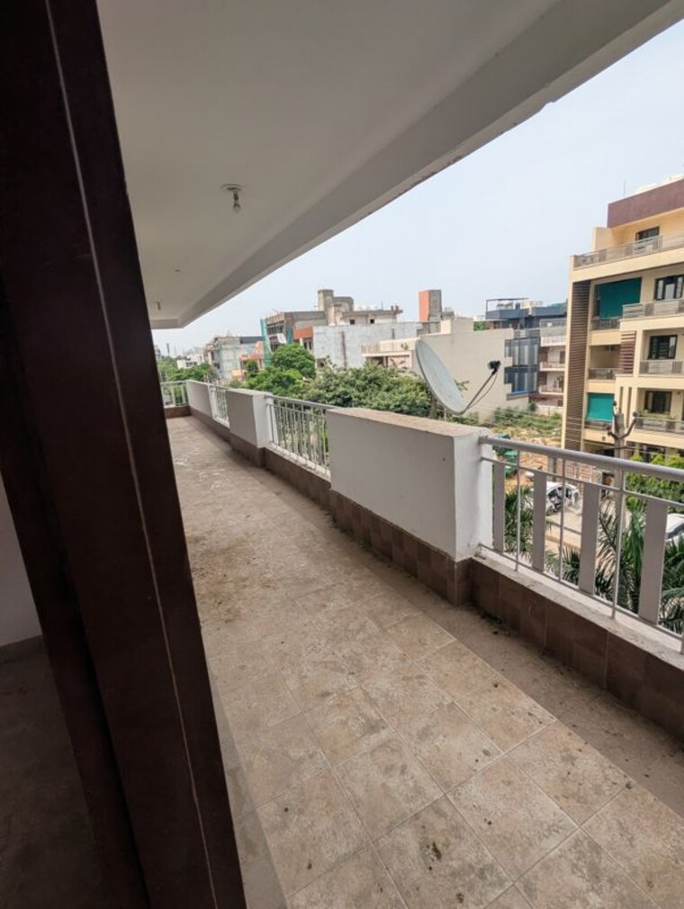 Balcony, atlantis-cghs 3 Bedroom 2500 Sq.Ft. Apartment In Sector 47 Gurgaon 10515549