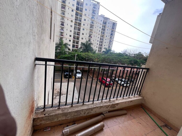 Balcony, dlf-woodland-heights 2 Bedroom 927 Sq.Ft. Apartment In Jigani Bangalore 10515569