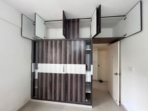 Room in 2 BHK Apartment at DLF Woodland Heights, Jigani – for Sale