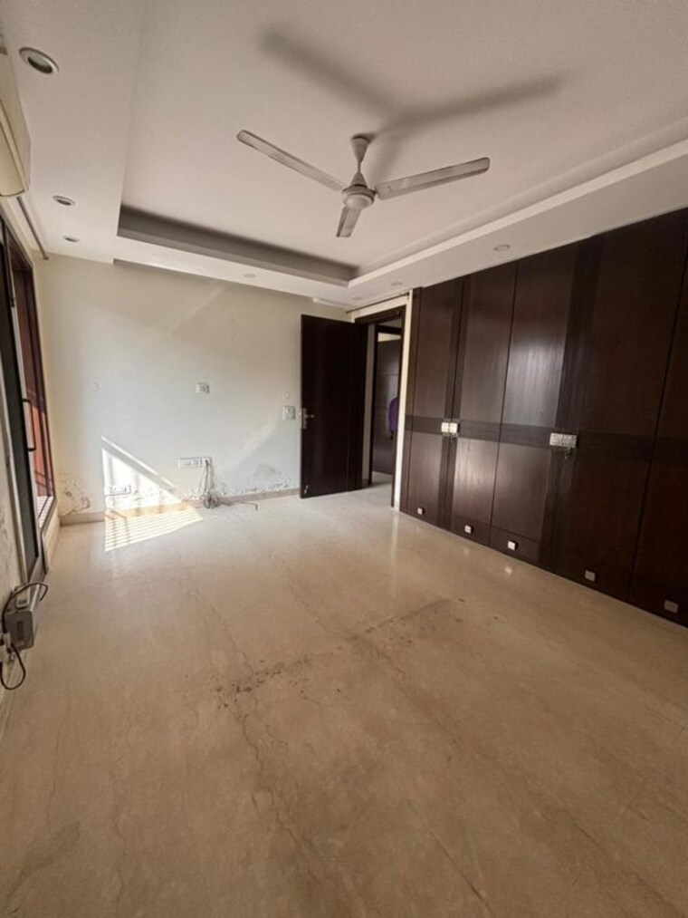 Room, hauz khas 4 Bedroom 3000 Sq.Ft. Builder Floor In Hauz Khas Delhi 10515601