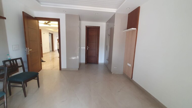 Room, sector 23 3 Bedroom 1550 Sq.Ft. Builder Floor In Sector 23 Gurgaon 10515603