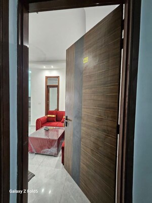 Bathroom in 1 BHK Builder Floor at Saket – for Rent