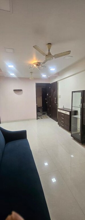 Living Room in 2 BHK Apartment at Sindhi Society, Chembur – for Rent