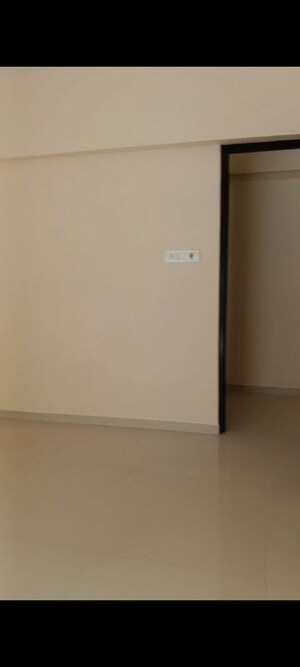 2 BHK Apartment For Rent in Asmita Sand Dunes, Malad West