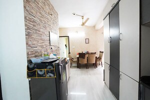 Team Area in 2 BHK Apartment at Chandkheda – for Sale