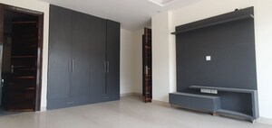 Room in 3 BHK Builder Floor at Sector 22 – for Rent