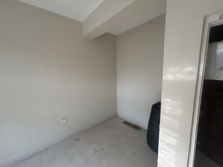 Room, tdi-the-grand-retreat 3 Bedroom 180 Sq.Yd. Builder Floor In Sector 88 Faridabad 10515646