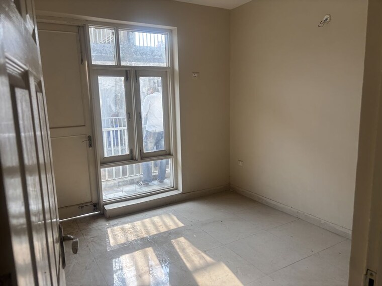 Room, tdi-the-grand-retreat 3 Bedroom 180 Sq.Yd. Builder Floor In Sector 88 Faridabad 10515646