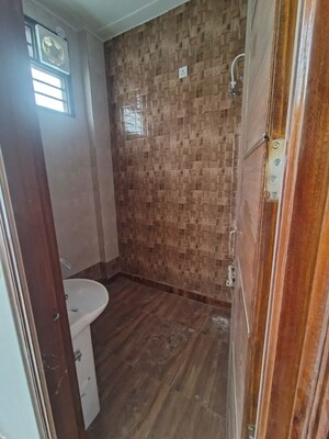 Bathroom in 3 BHK Builder Floor at Sector 7 – for Rent