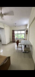 2 BHK 660 Sq.Ft. Apartment in Coronet Building