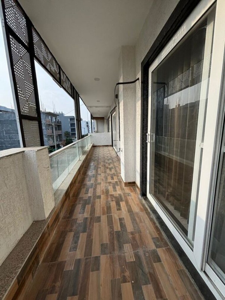 Balcony, aradhya-homes 4 Bedroom 2400 Sq.Ft. Apartment In Sector 67a Gurgaon 10515662