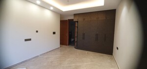 Room in 4 BHK Builder Floor at Palam Vihar Residents Association, Palam Vihar – for Rent