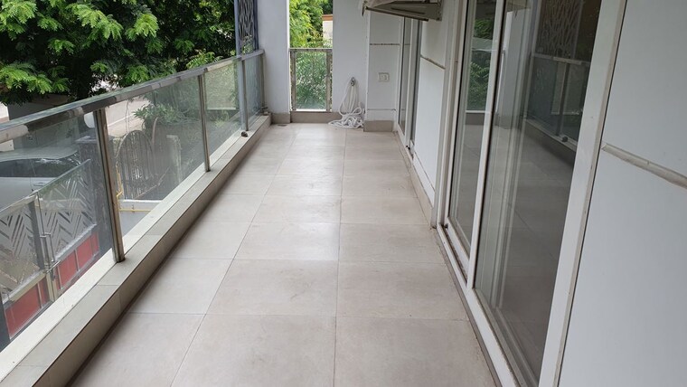 Balcony, palam-vihar-residents-association 4 Bedroom 2100 Sq.Ft. Builder Floor In Palam Vihar Gurgaon 10515652